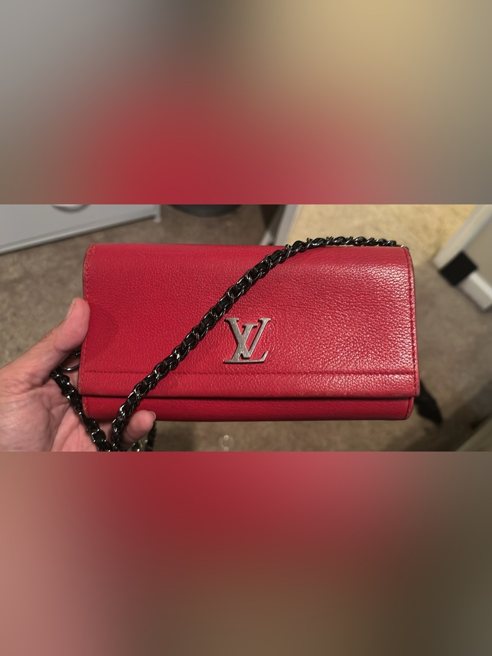 Louis Vuitton Leather Wallet On Chain - Authenticated